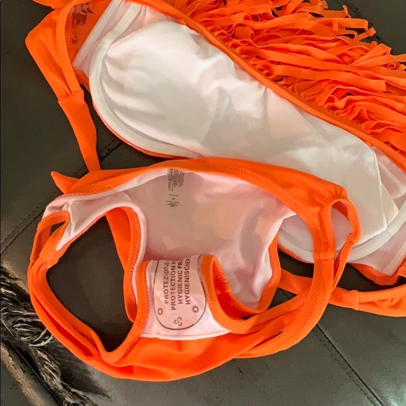NWT Victoria’s Secret fringe swimsuit bikini m - Picture 8 of 8